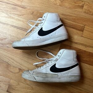 Nike blazer